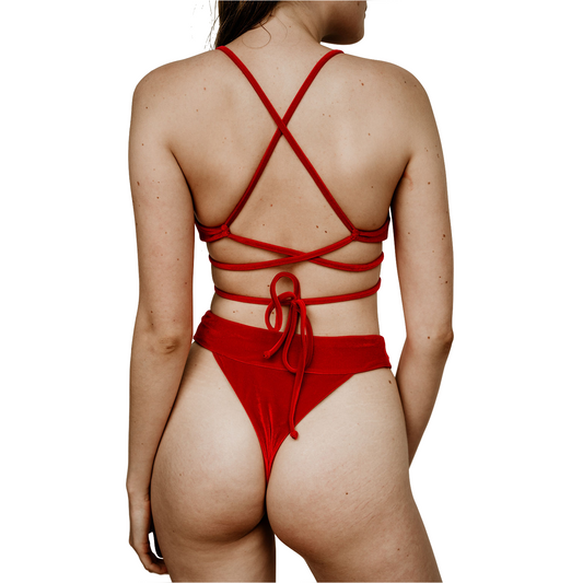 Inferno Bikini-Top in Rot-Samt